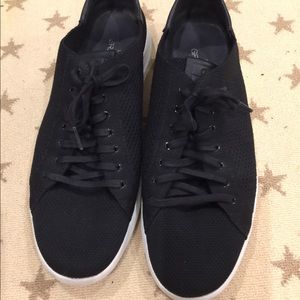 Cole Haan Sneaker
